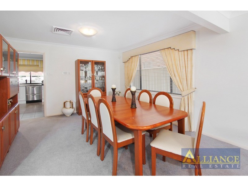 7 Torch Street, Voyager Point NSW 2172