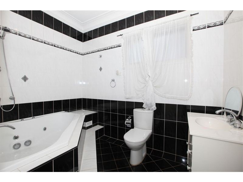 1 Bernard Road, Padstow Heights NSW 2211