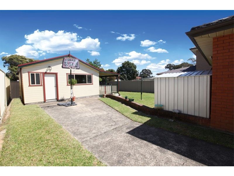 56 Apex Avenue, Picnic Point NSW 2213