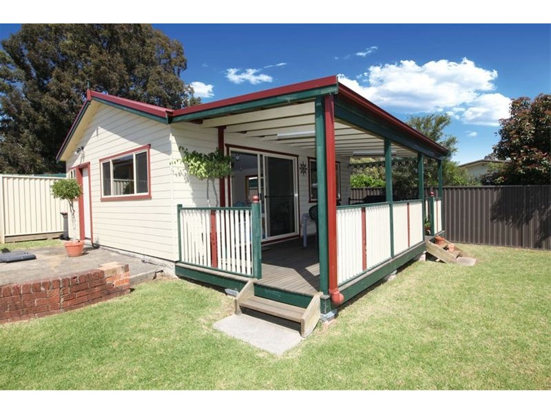 56 Apex Avenue, Picnic Point NSW 2213