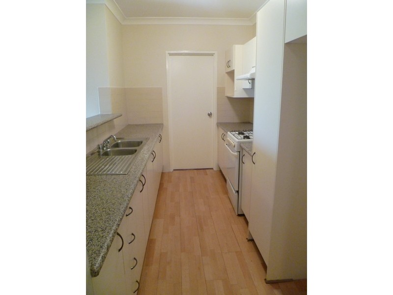 10/16 Frank Oliveri Drive, Chipping Norton NSW 2170