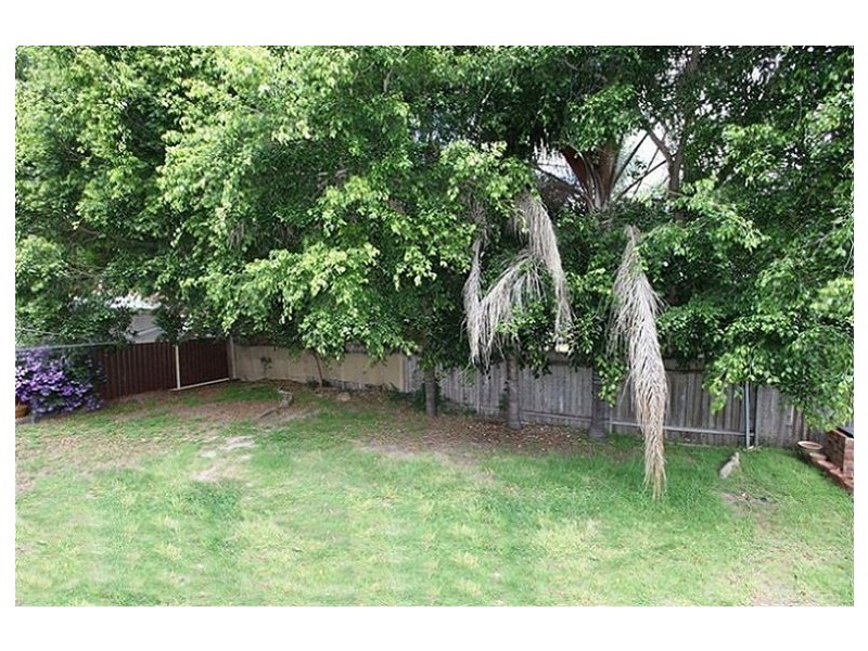 8 Kathleen Parade, Picnic Point NSW 2213