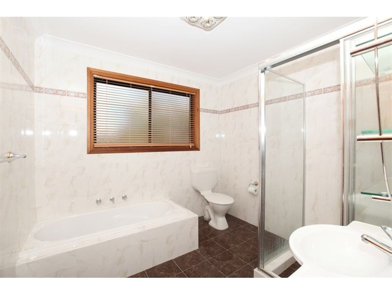 16a Bracher Street, East Hills NSW 2213