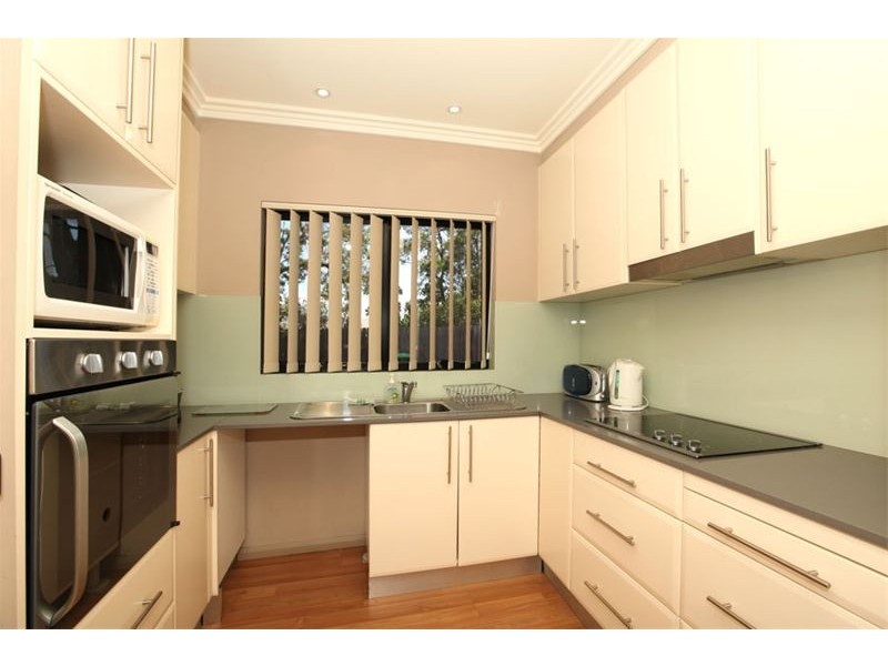 3/8 Haig Avenue, Georges Hall NSW 2198