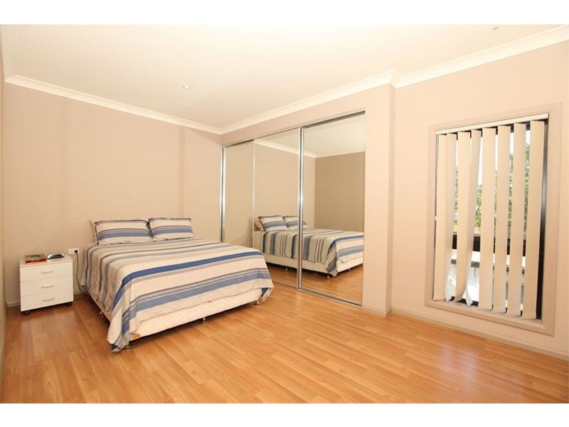 3/8 Haig Avenue, Georges Hall NSW 2198