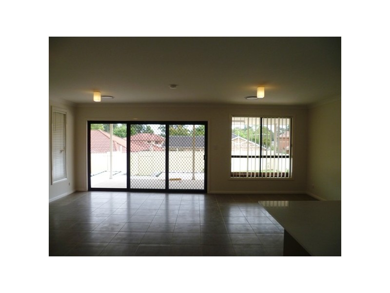 34B Cook Crescent, East Hills NSW 2213