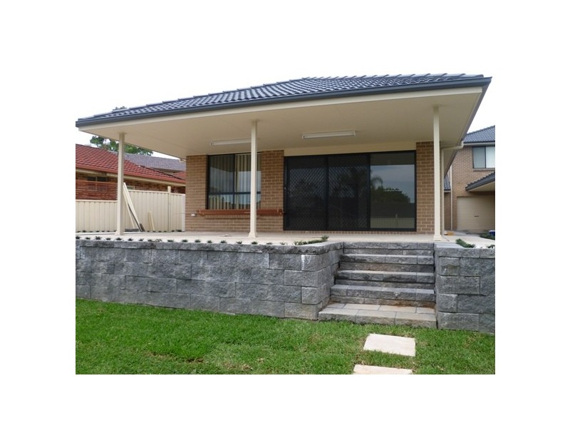 34B Cook Crescent, East Hills NSW 2213