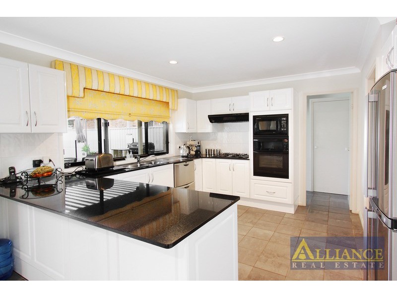 7 Torch Street, Voyager Point NSW 2172