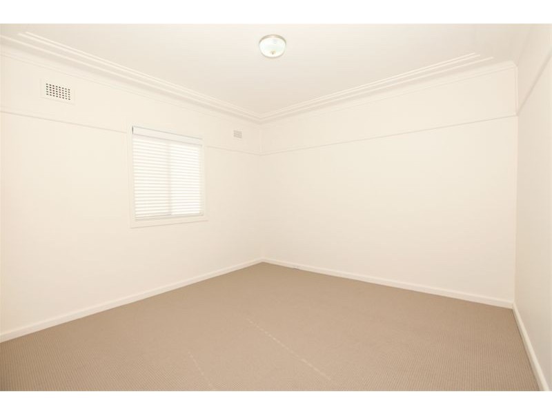 5 Picnic Point Road, Panania NSW 2213