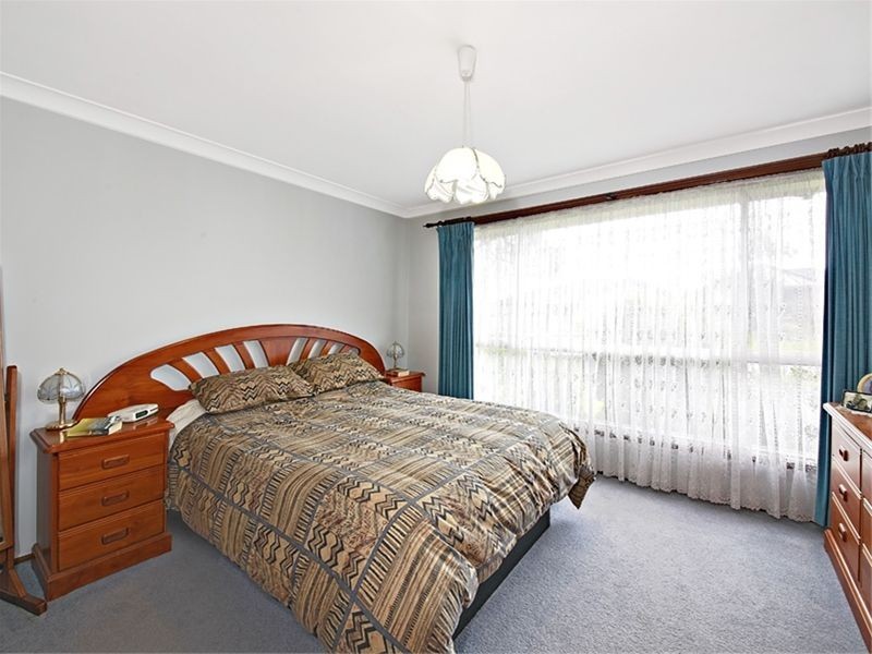 27 Windermere Crescent, Panania NSW 2213