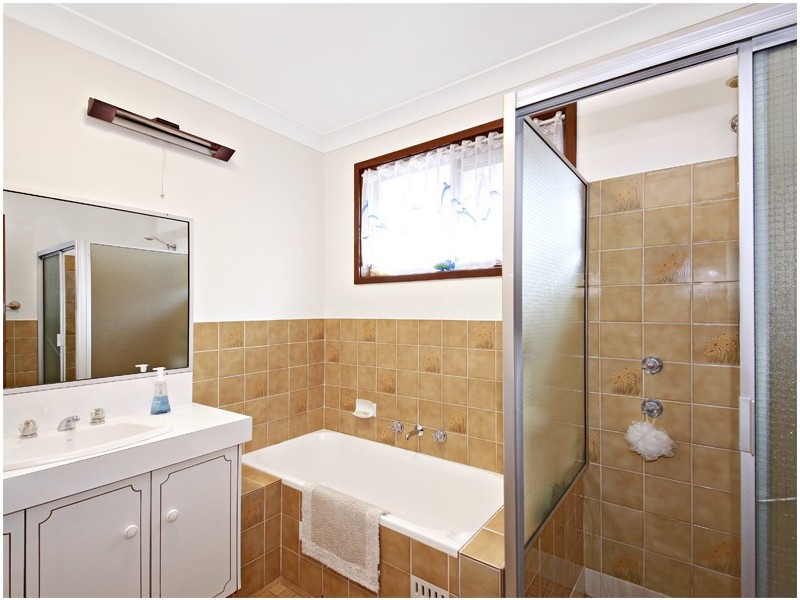 27 Windermere Crescent, Panania NSW 2213