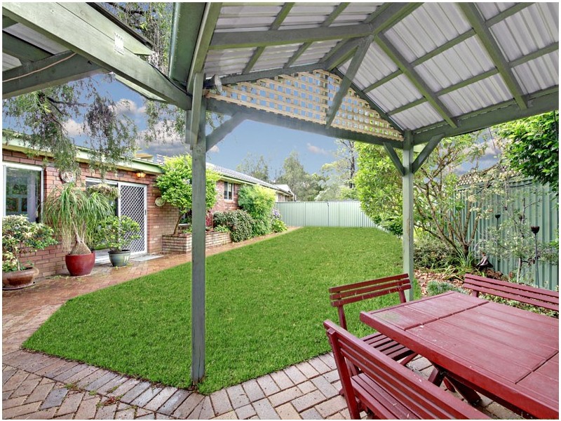 27 Windermere Crescent, Panania NSW 2213