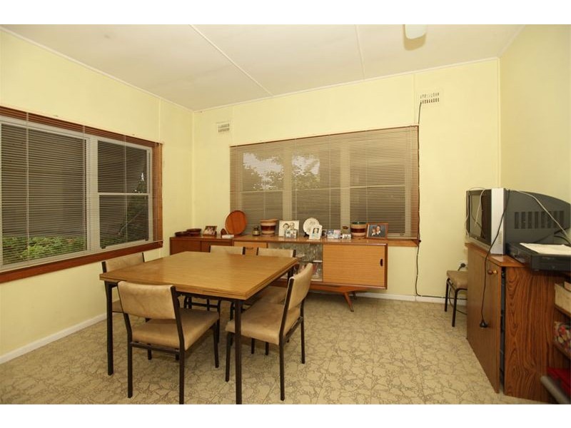 16 Picnic Point Road, Panania NSW 2213