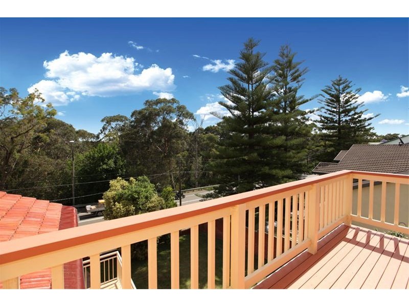 795 Henry Lawson Drive, Picnic Point NSW 2213