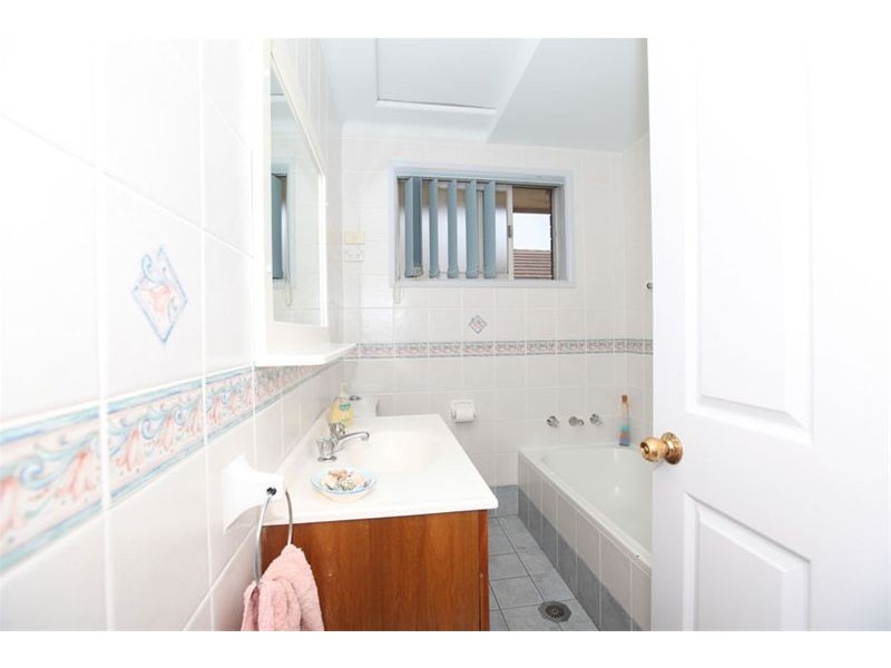 795 Henry Lawson Drive, Picnic Point NSW 2213