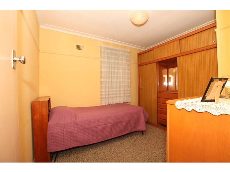 6 Rhonda Street, Revesby NSW 2212