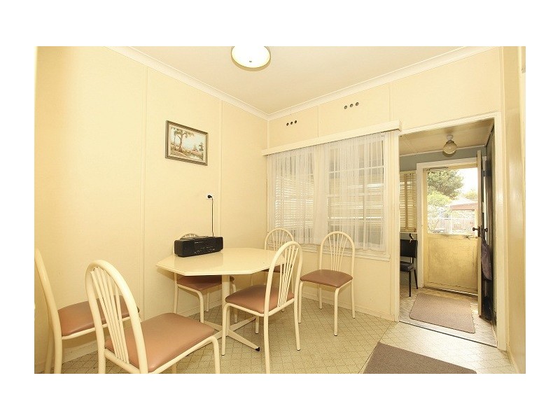 5 Cheatle Street, East Hills NSW 2213