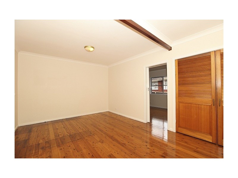 8 Kathleen Parade, Picnic Point NSW 2213