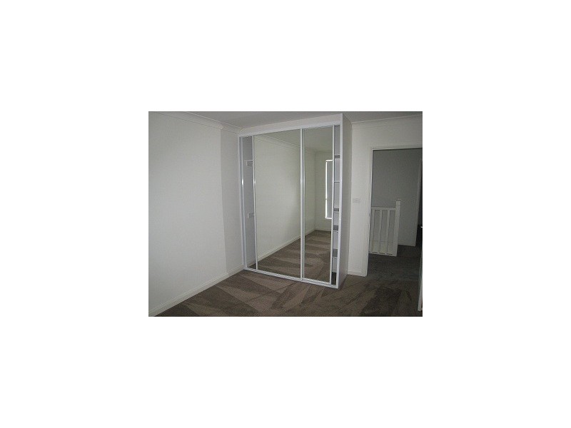 2/12-14 Browning Street, East Hills NSW 2213