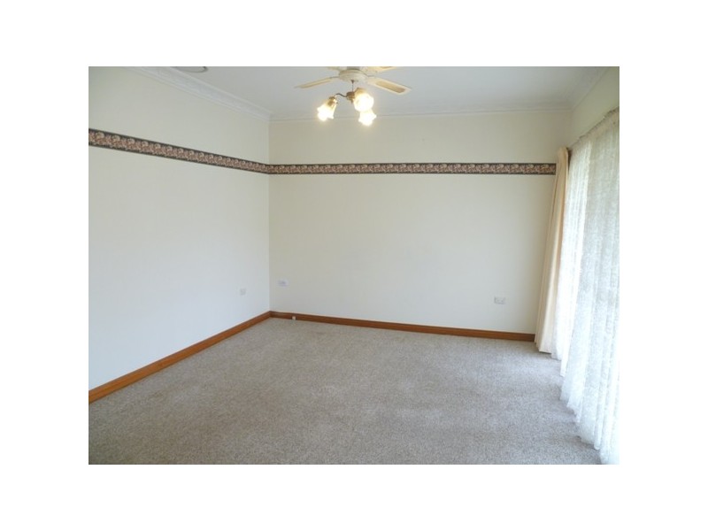 12  Worsley Avenue, East Hills NSW 2213