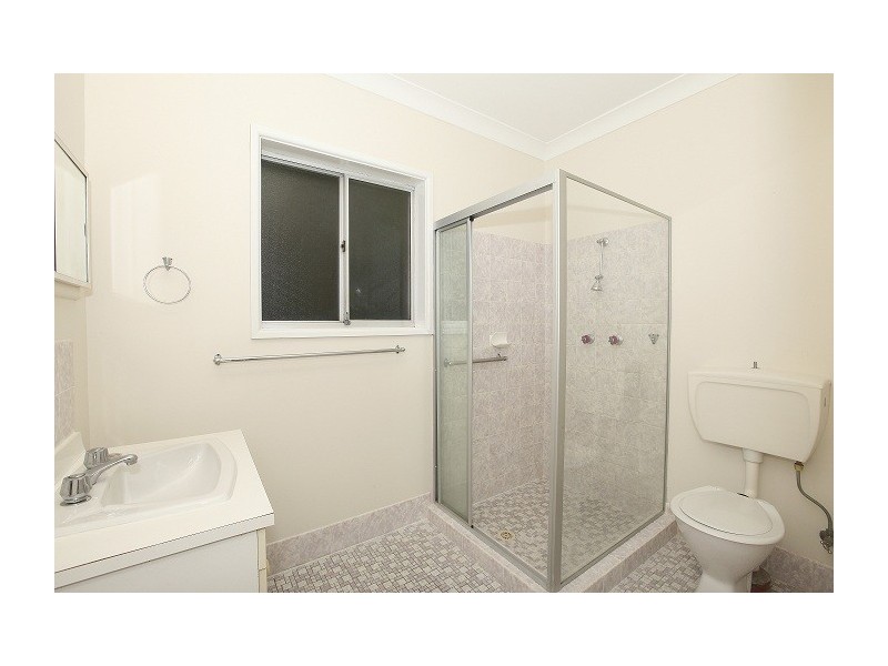 8 Kathleen Parade, Picnic Point NSW 2213