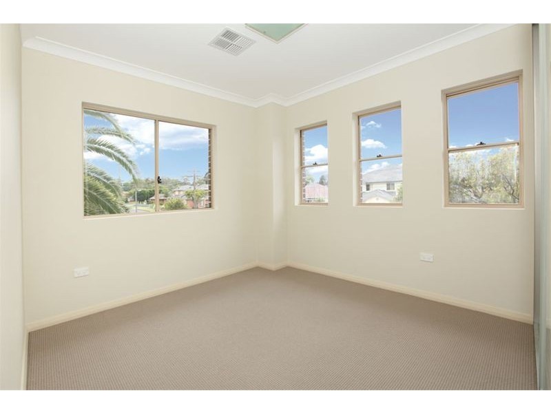 7 Dowding Street, Panania NSW 2213