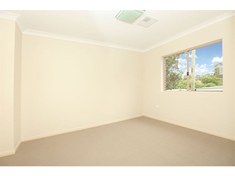 7 Dowding Street, Panania NSW 2213