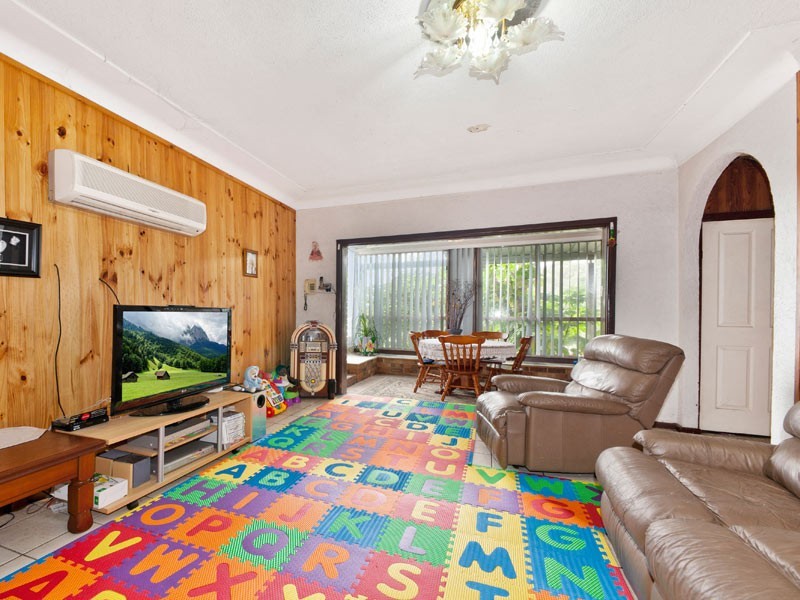 27 Dilke Road, Padstow Heights NSW 2211