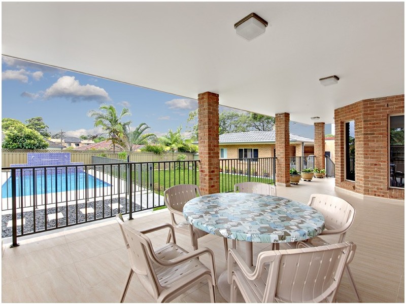89 Ramsay Road, Picnic Point NSW 2213