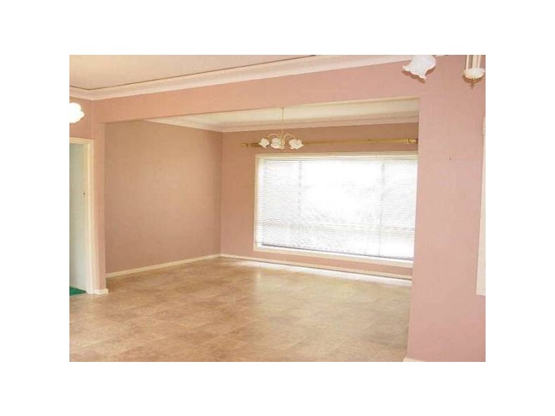 5 Ellesmere Street, Panania NSW 2213