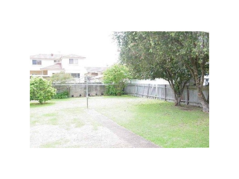 5 Ellesmere Street, Panania NSW 2213