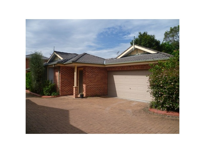 2/27 Child Street, East Hills NSW 2213