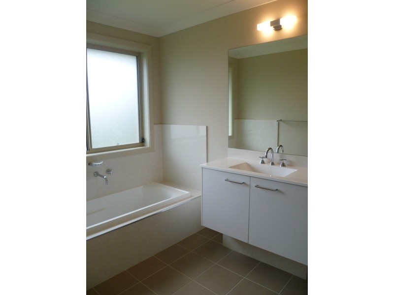 5A Sandra Avenue, Panania NSW 2213