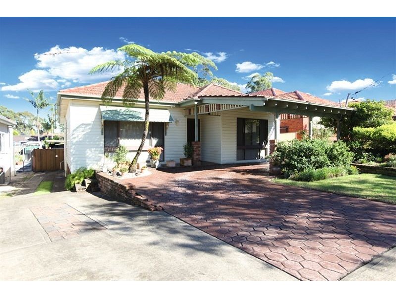 12 Rodgers Avenue, Panania NSW 2213