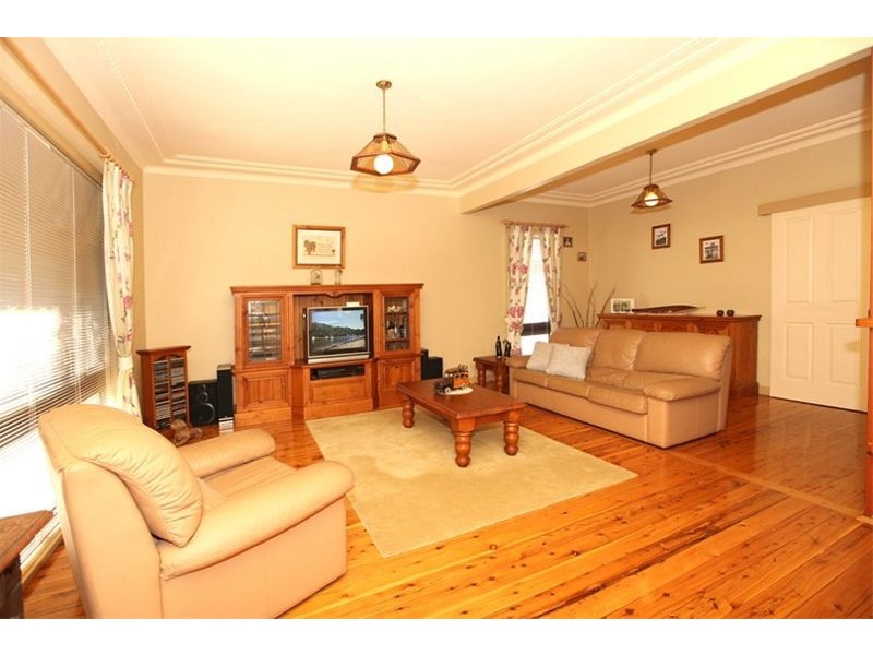 12 Rodgers Avenue, Panania NSW 2213