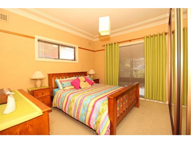 12 Rodgers Avenue, Panania NSW 2213