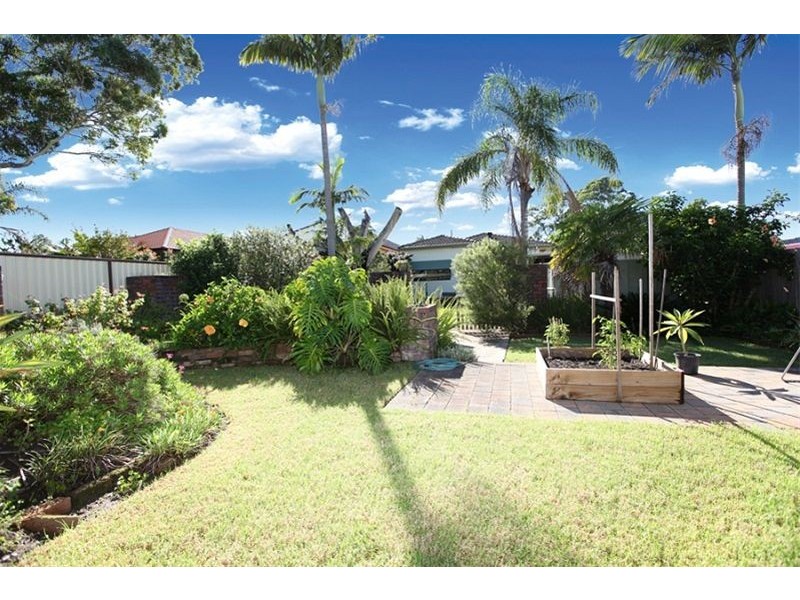 12 Rodgers Avenue, Panania NSW 2213