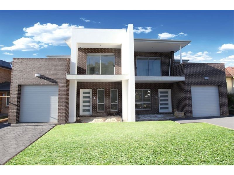 12 Blanc Avenue, East Hills NSW 2213