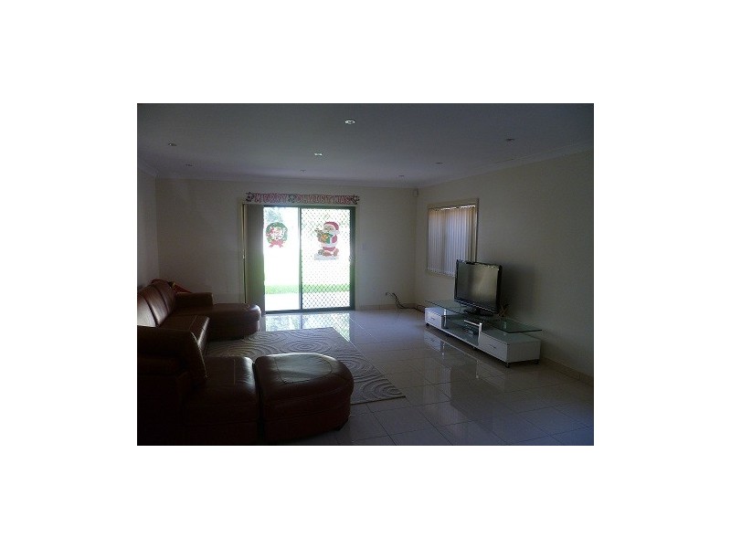 10c Sandra Avenue, Panania NSW 2213