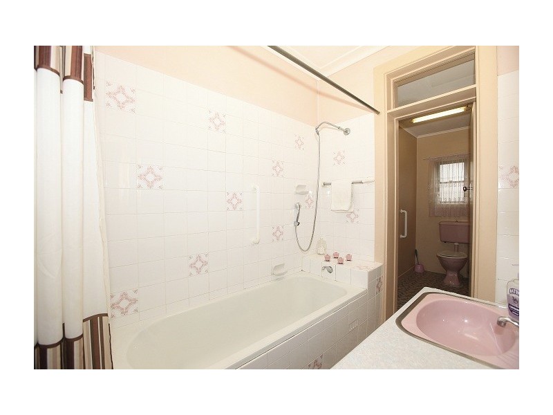 6  Rhonda Street, Revesby NSW 2212