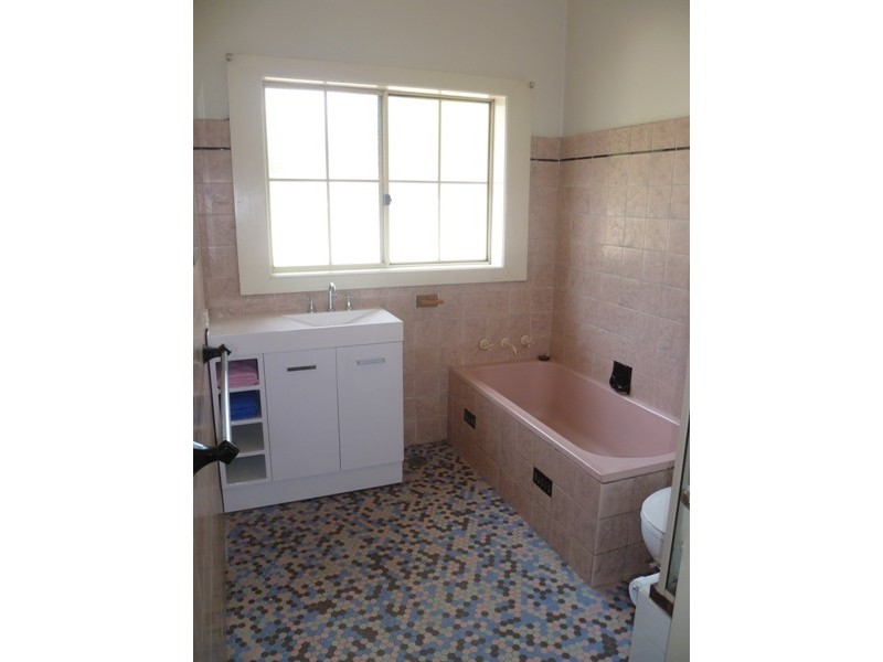 57 Maclaurin Avenue, East Hills NSW 2213