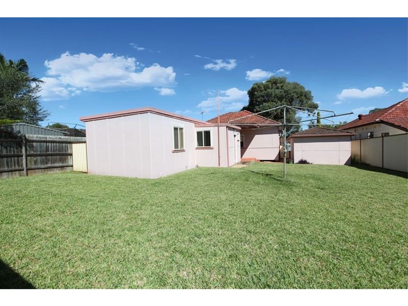 21 Brighton Avenue, Panania NSW 2213