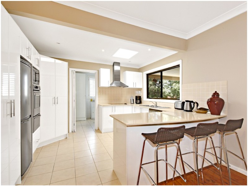 27 Taloma Street, Picnic Point NSW 2213