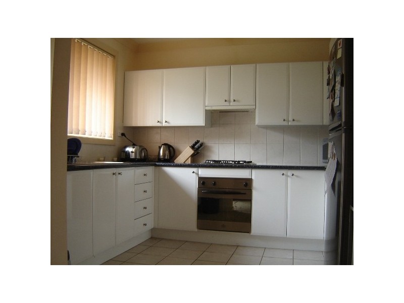 6/6-8 Lehn Road, East Hills NSW 2213