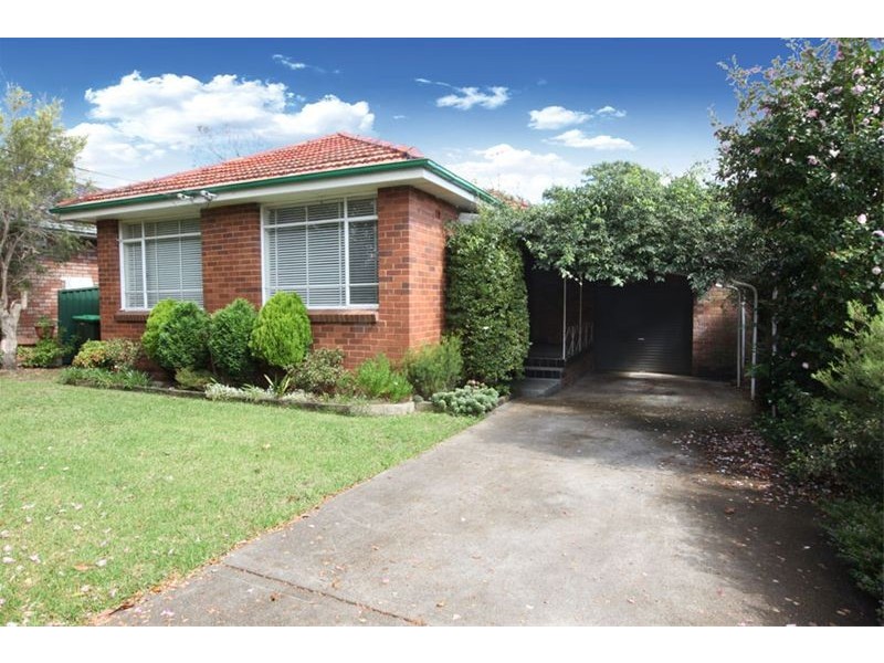 62A  Picnic Point Road, Panania NSW 2213