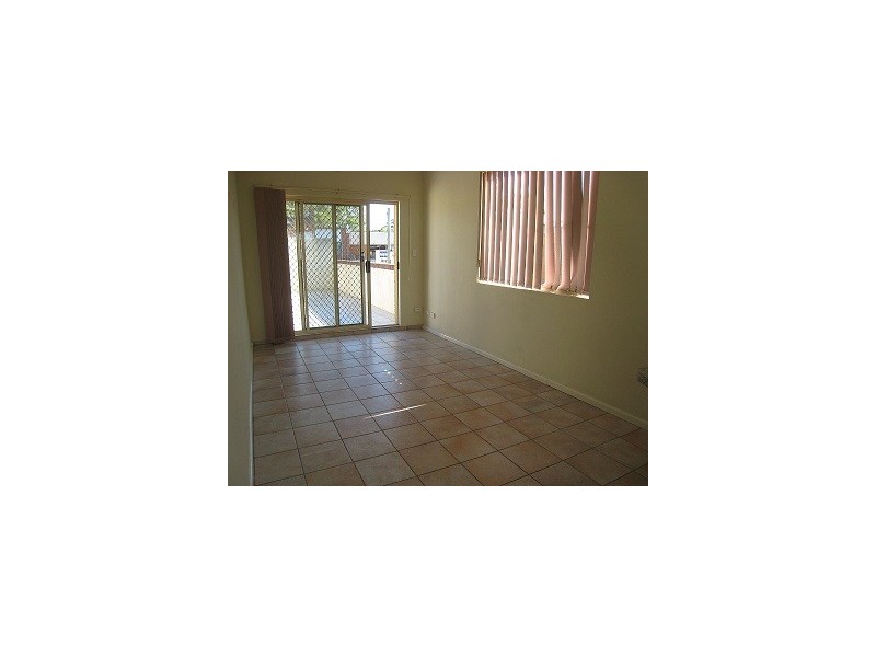 2/11 Selems Parade, Revesby NSW 2212