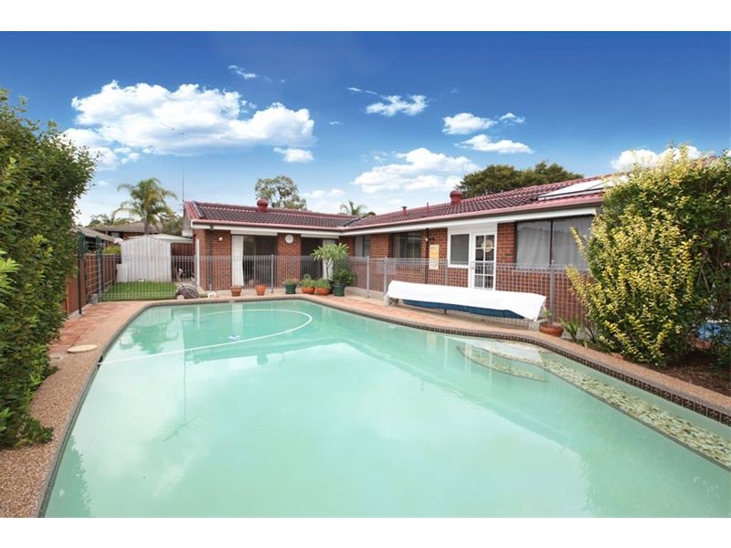 35 Amiens Avenue, Milperra NSW 2214