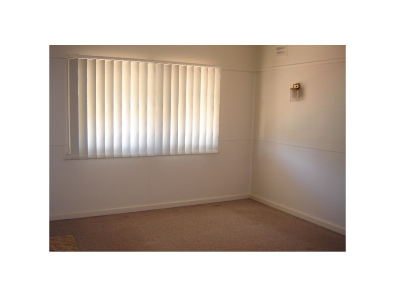 11 Queen Street, Revesby NSW 2212