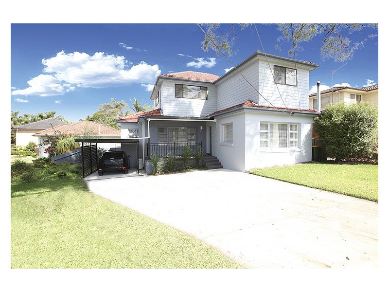 204 Lambeth Street, Picnic Point NSW 2213