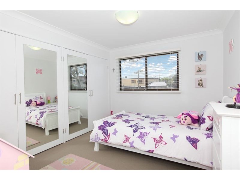 204 Lambeth Street, Picnic Point NSW 2213